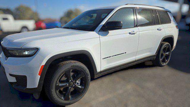 2025 Jeep Grand Cherokee GRAND CHEROKEE L ALTITUDE X 4X4