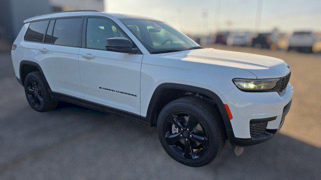 2025 Jeep Grand Cherokee GRAND CHEROKEE L ALTITUDE X 4X4