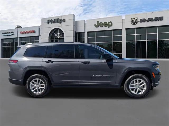 2025 Jeep Grand Cherokee GRAND CHEROKEE L LAREDO X 4X4