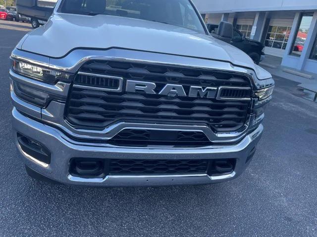 2025 RAM Ram 3500 RAM 3500 TRADESMAN CREW CAB 4X4 8 BOX