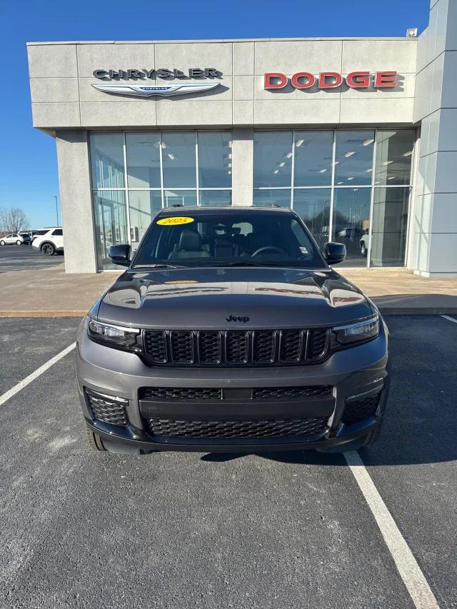 2025 Jeep Grand Cherokee GRAND CHEROKEE L LIMITED 4X2