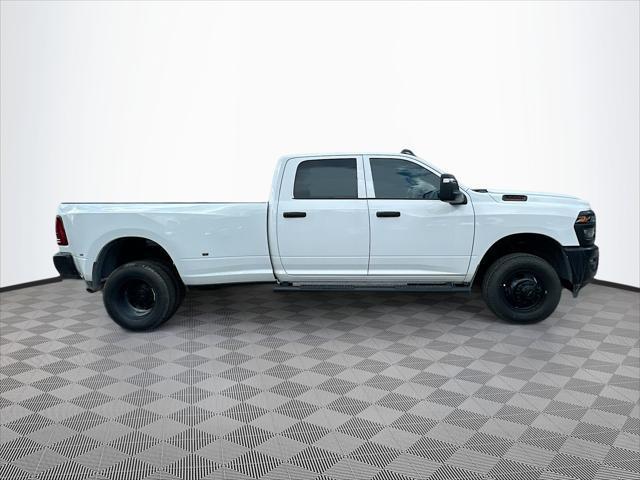 2025 RAM Ram 3500 RAM 3500 TRADESMAN CREW CAB 4X4 8 BOX 2025 RAM Ram 3500 RAM 3500 TRADESMAN CREW CAB 4X4 8 BOX