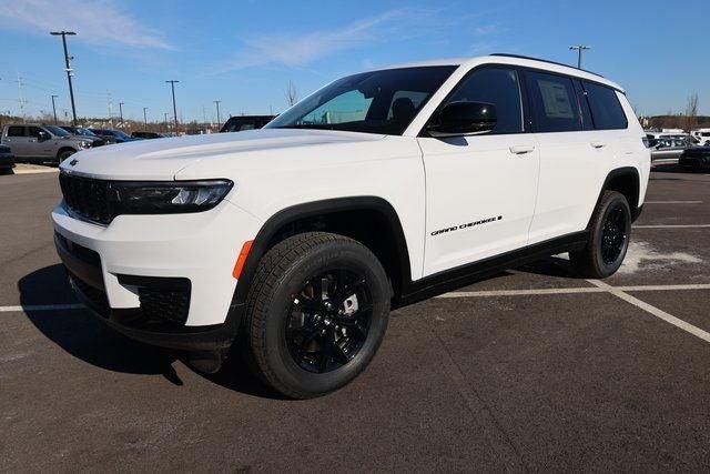 2025 Jeep Grand Cherokee GRAND CHEROKEE L ALTITUDE 4X4
