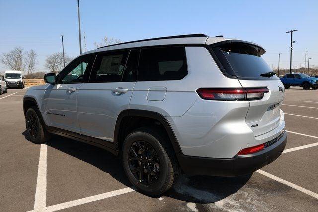 2025 Jeep Grand Cherokee GRAND CHEROKEE L ALTITUDE 4X4