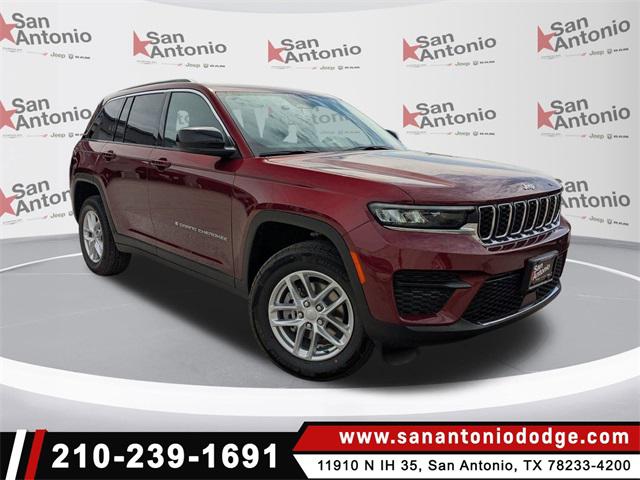 2025 Jeep Grand Cherokee GRAND CHEROKEE LAREDO X 4X2