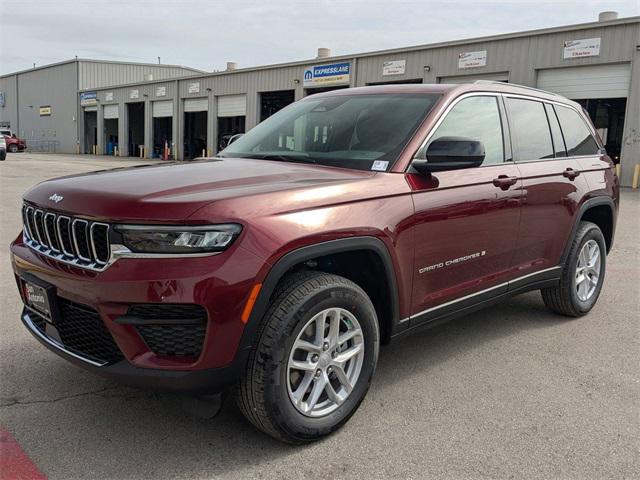2025 Jeep Grand Cherokee GRAND CHEROKEE LAREDO X 4X2