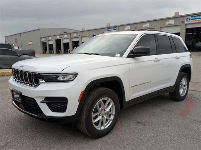 2025 Jeep Grand Cherokee GRAND CHEROKEE LAREDO X 4X2