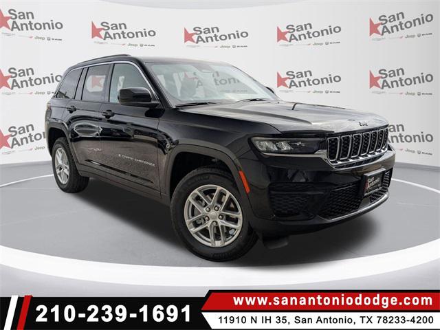 2025 Jeep Grand Cherokee GRAND CHEROKEE LAREDO X 4X2