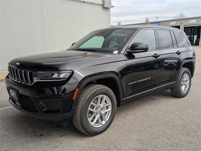 2025 Jeep Grand Cherokee GRAND CHEROKEE LAREDO X 4X2