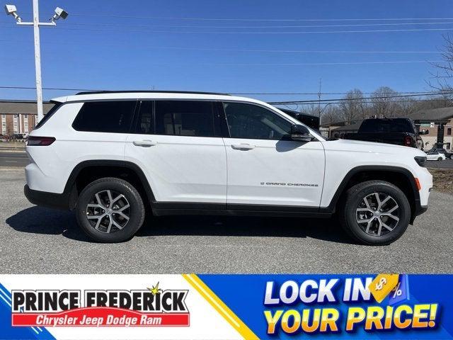 2025 Jeep Grand Cherokee GRAND CHEROKEE L LIMITED 4X4