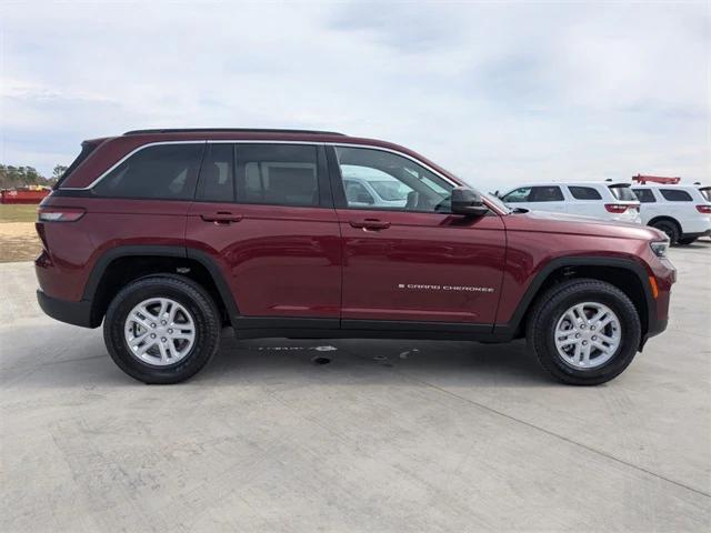 2025 Jeep Grand Cherokee GRAND CHEROKEE LAREDO 4X2