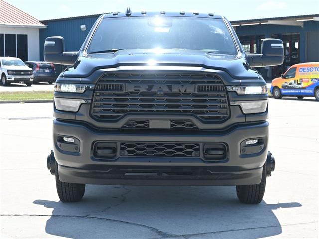 2025 RAM Ram 3500 RAM 3500 TRADESMAN CREW CAB 4X4 8 BOX