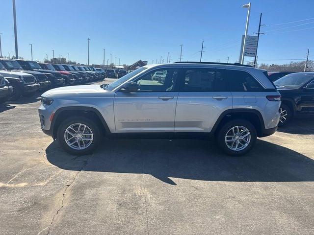 2025 Jeep Grand Cherokee GRAND CHEROKEE LAREDO X 4X2