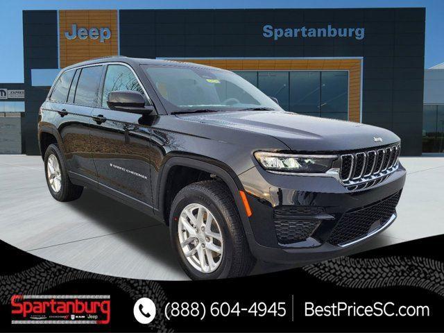 2025 Jeep Grand Cherokee GRAND CHEROKEE LAREDO X 4X2