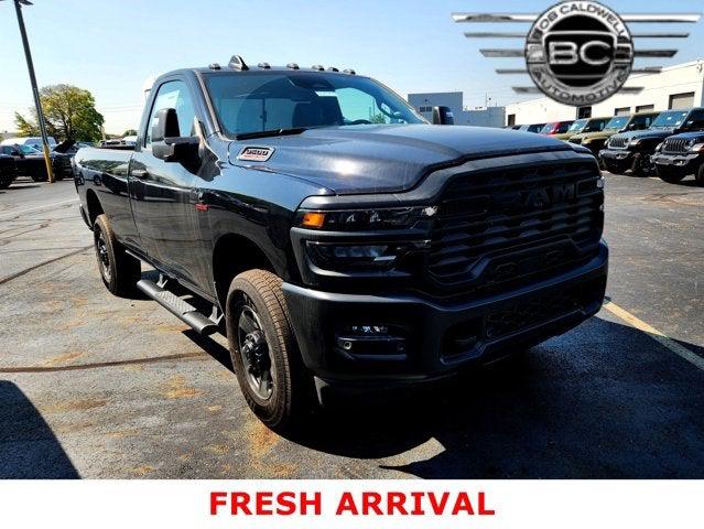 2025 RAM Ram 3500 RAM 3500 TRADESMAN REGULAR CAB 4X4 8 BOX