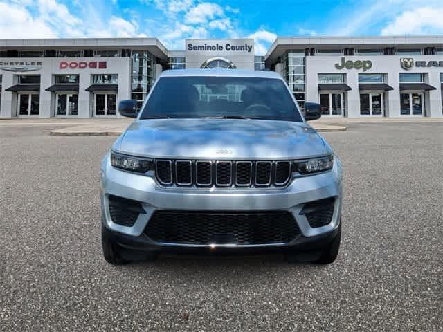 2025 Jeep Grand Cherokee GRAND CHEROKEE LAREDO 4X2