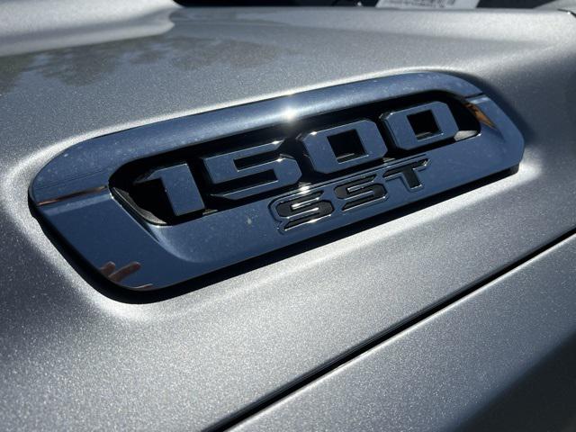 2025 RAM Ram 1500 RAM 1500 BIG HORN QUAD CAB 4X4 64 BOX