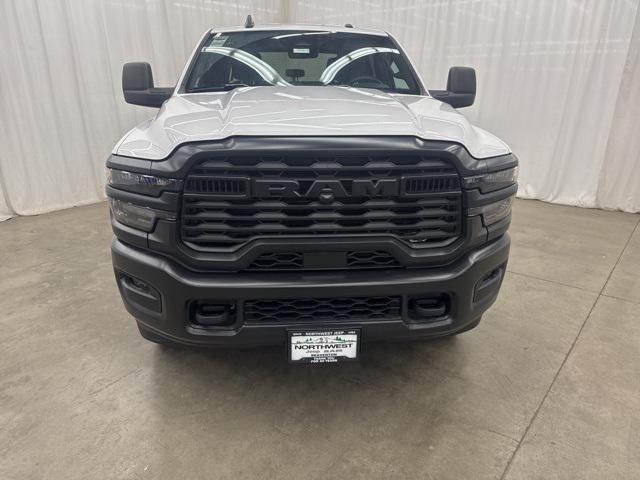 2025 RAM Ram 3500 RAM 3500 TRADESMAN CREW CAB 4X4 8 BOX 2025 RAM Ram 3500 RAM 3500 TRADESMAN CREW CAB 4X4 8 BOX