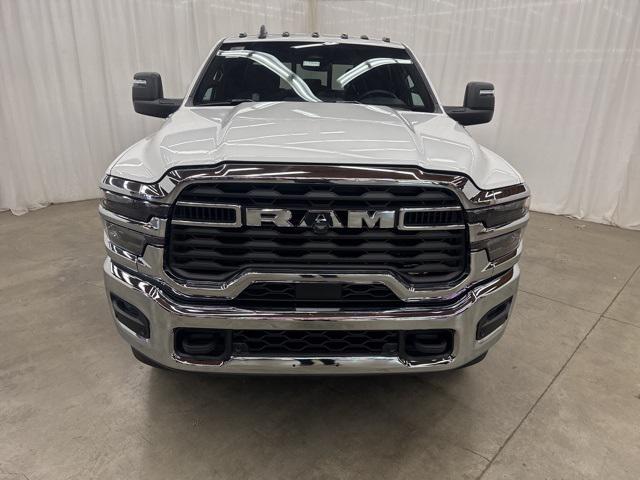 2025 RAM Ram 3500 RAM 3500 TRADESMAN CREW CAB 4X4 8 BOX 2025 RAM Ram 3500 RAM 3500 TRADESMAN CREW CAB 4X4 8 BOX