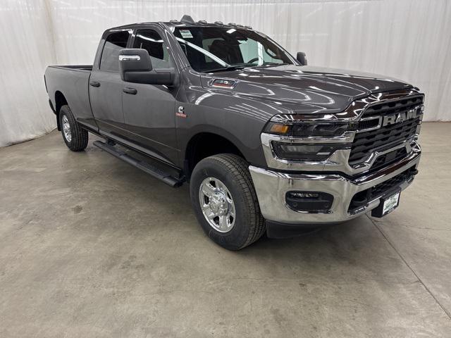 2025 RAM Ram 3500 RAM 3500 TRADESMAN CREW CAB 4X4 8 BOX