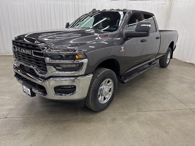 2025 RAM Ram 3500 RAM 3500 TRADESMAN CREW CAB 4X4 8 BOX