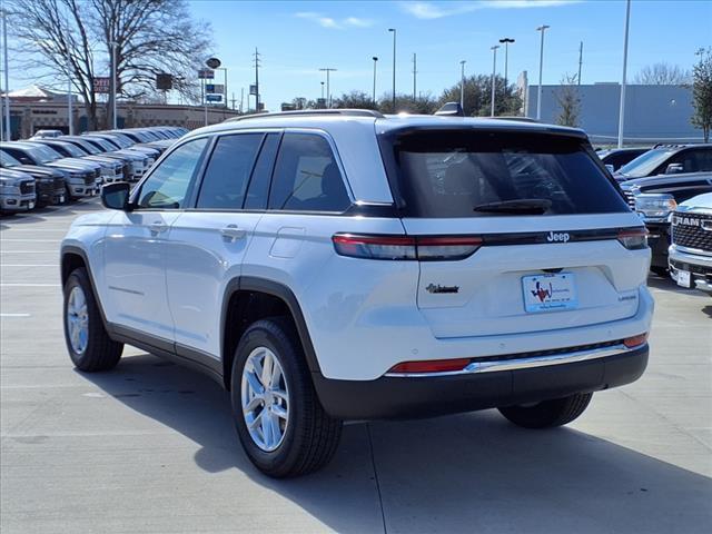 2025 Jeep Grand Cherokee GRAND CHEROKEE LAREDO X 4X2