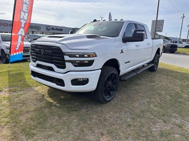 2025 RAM Ram 2500 RAM 2500 LARAMIE MEGA CAB 4X4 64 BOX