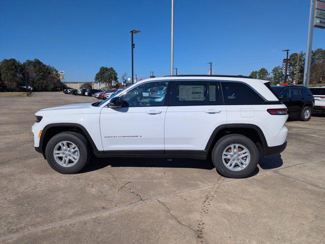 2025 Jeep Grand Cherokee GRAND CHEROKEE LAREDO 4X2