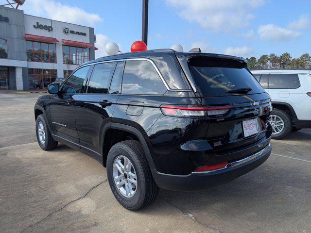 2025 Jeep Grand Cherokee GRAND CHEROKEE LAREDO 4X2