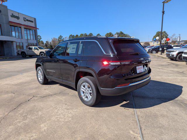 2025 Jeep Grand Cherokee GRAND CHEROKEE LAREDO 4X2