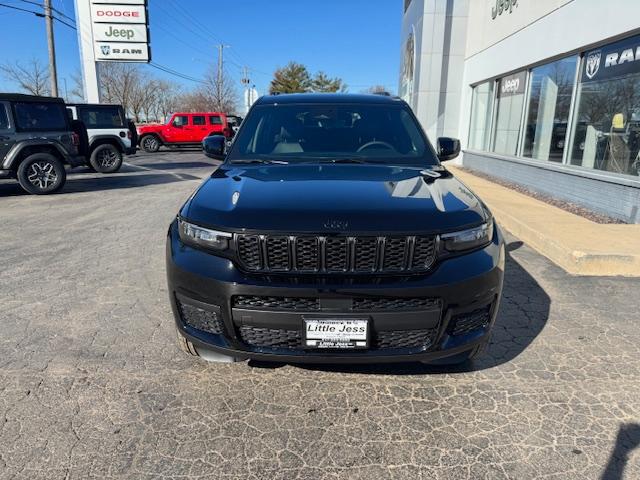 2025 Jeep Grand Cherokee GRAND CHEROKEE L ALTITUDE 4X4