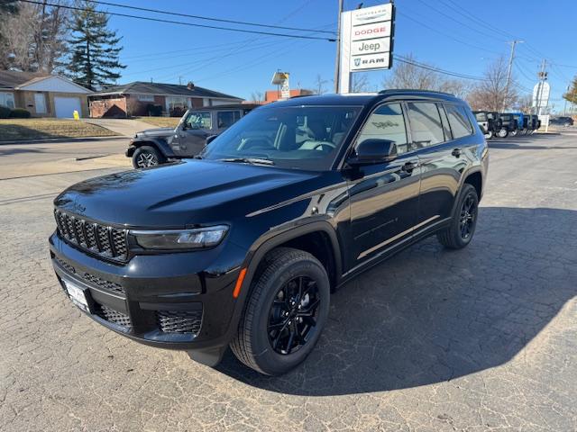 2025 Jeep Grand Cherokee GRAND CHEROKEE L ALTITUDE 4X4