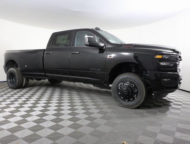 2025 RAM Ram 3500 RAM 3500 BIG HORN CREW CAB 4X4 8 BOX