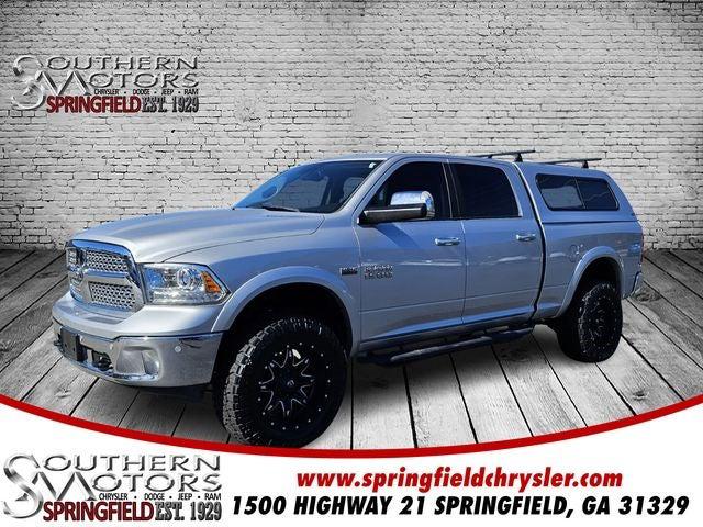 2018 RAM 1500 Laramie Crew Cab 4x4 64 Box