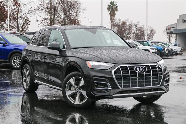 2023 Audi Q5 Premium Plus 40 TFSI quattro S tronic 2023 Audi Q5 Premium Plus 40 TFSI quattro S tronic