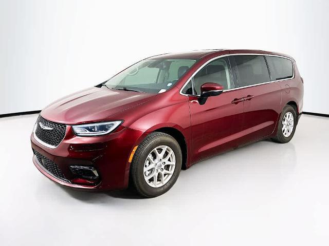 2023 Chrysler Pacifica Touring L for sale in Tampa, FL