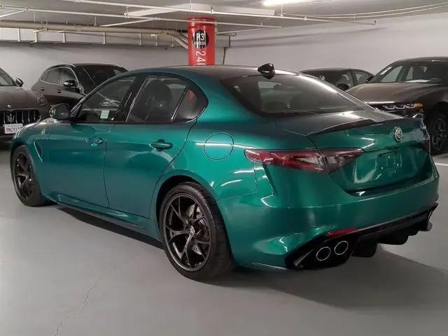 2024 Alfa Romeo Giulia Quadrifoglio RWD