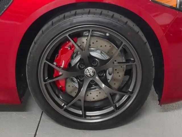 2024 Alfa Romeo Giulia Quadrifoglio RWD