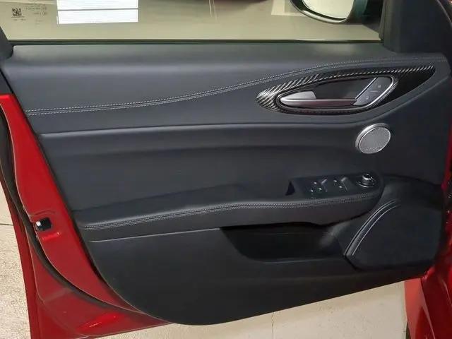 2024 Alfa Romeo Giulia Quadrifoglio RWD