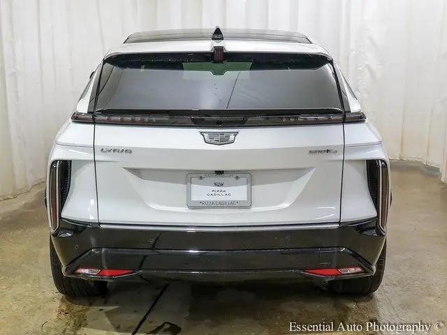 2025 Cadillac iQ Luxury w/1SD