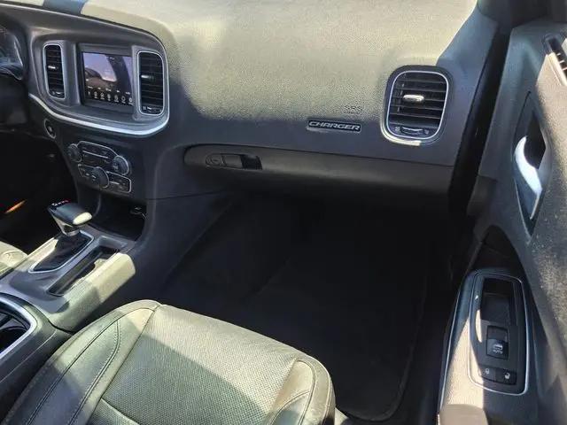 2022 Dodge Charger SXT RWD