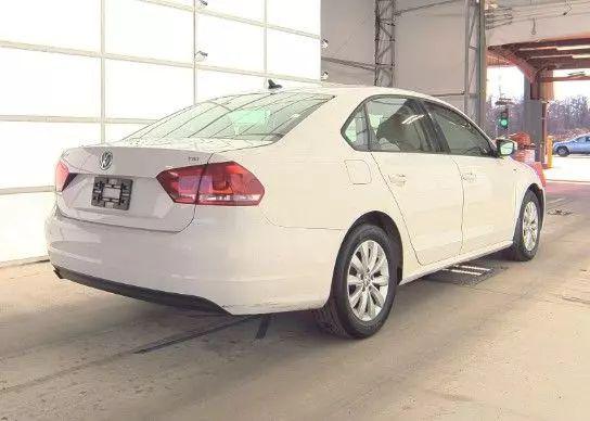 2015 Volkswagen Passat 1.8T Wolfsburg Edition