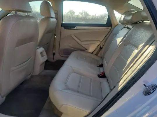 2015 Volkswagen Passat 1.8T Wolfsburg Edition