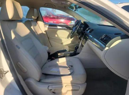 2015 Volkswagen Passat 1.8T Wolfsburg Edition