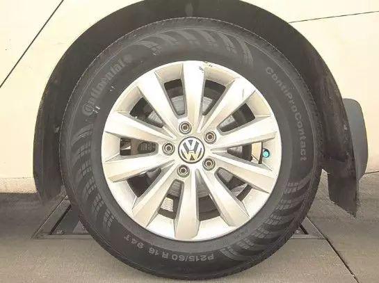 2015 Volkswagen Passat 1.8T Wolfsburg Edition