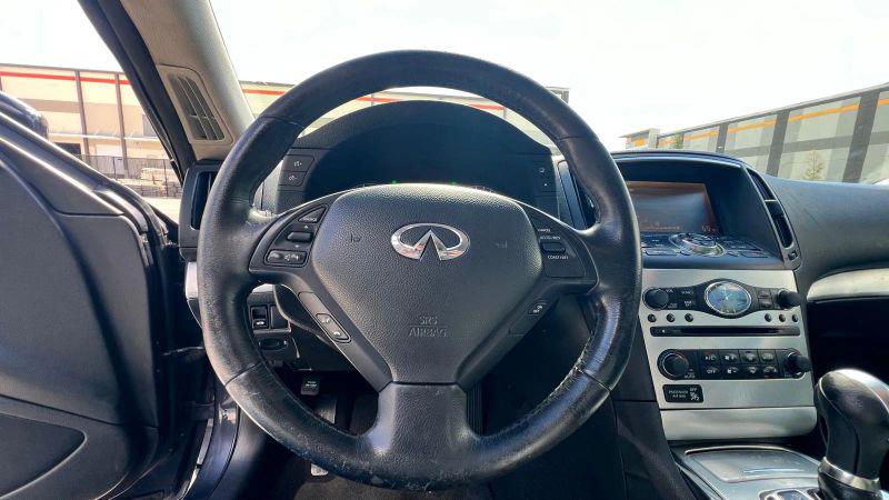 2014 INFINITI Q60 Journey