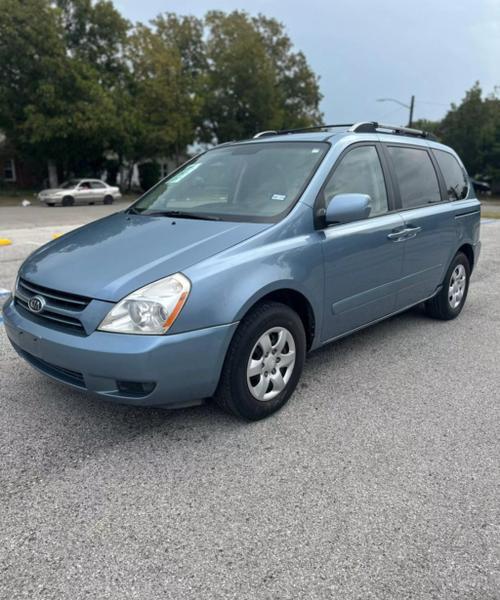 2007 Kia Sedona Minivan 4D for sale in Fort Worth, TX