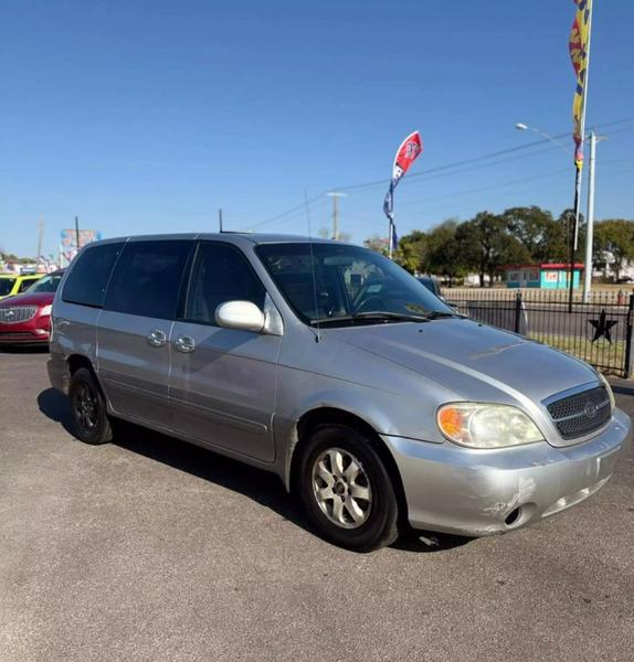2004 Kia Sedona EX for sale in Fort Worth, TX
