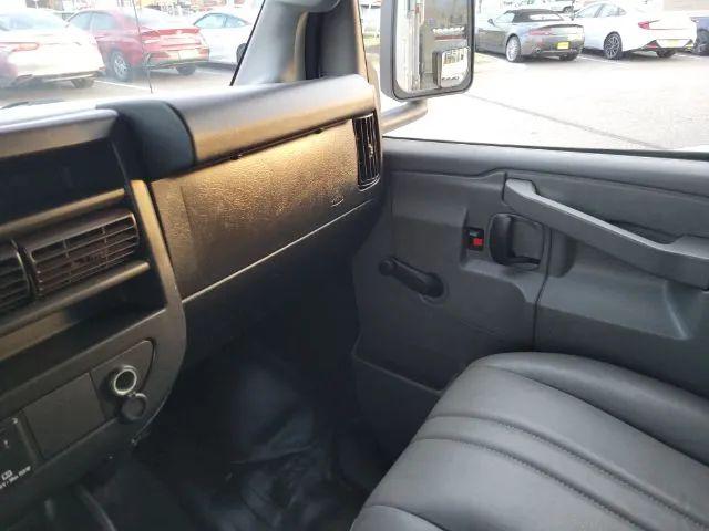 2018 Chevrolet Express Cutaway Work Van