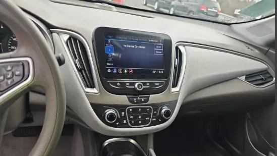 2022 Chevrolet Malibu FWD LT